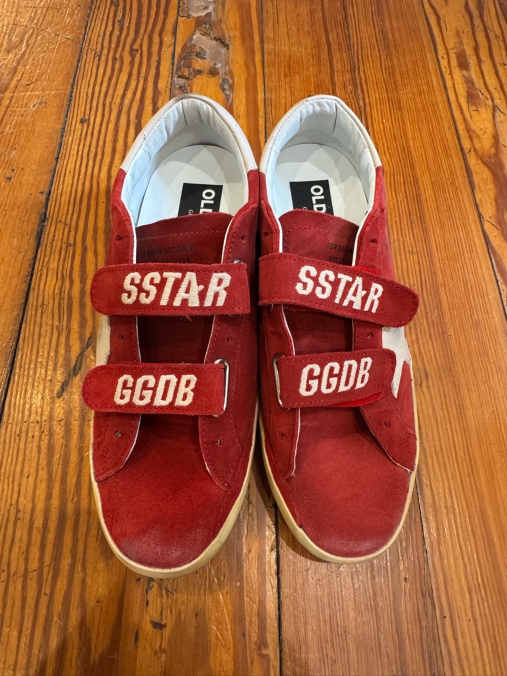 Golden Goose Limited Edition Women’s Old School Red Suede SSTAR Velcro Sneakers.